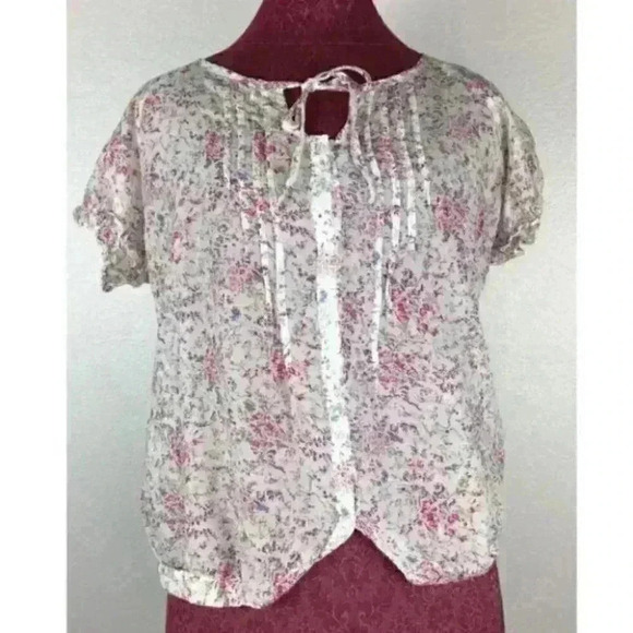 dressbarn Tops - Dressbarn Top Medium Floral 20 Silk Sheer Keyhole
